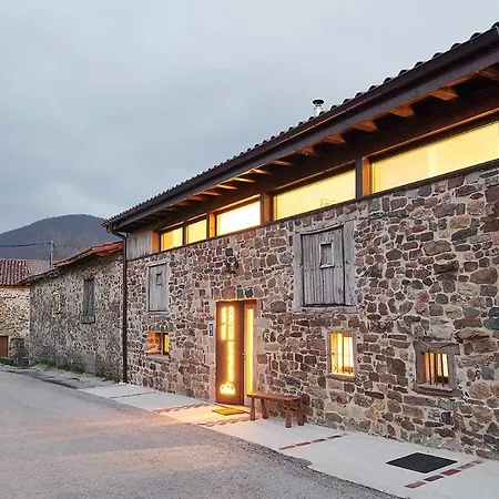 Rural Encinas 2*