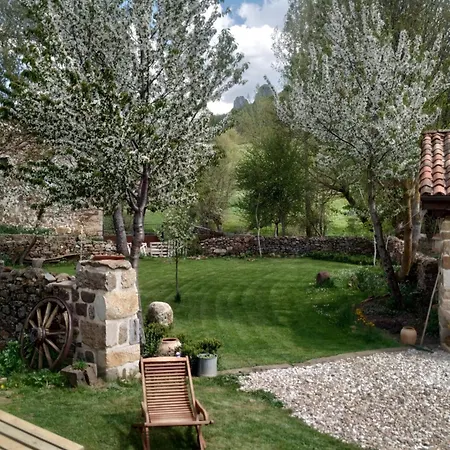 Hotel Rural Encinas