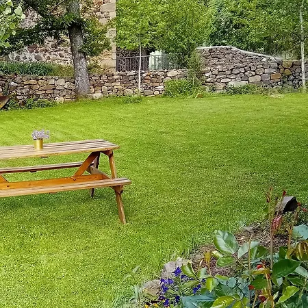 Rural Encinas 2*