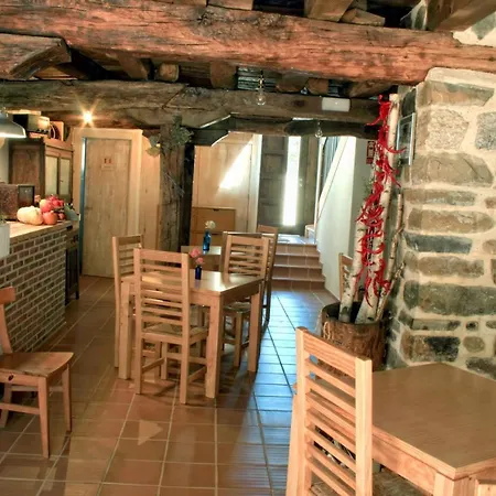 Rural Encinas Santa Maria de Redondo